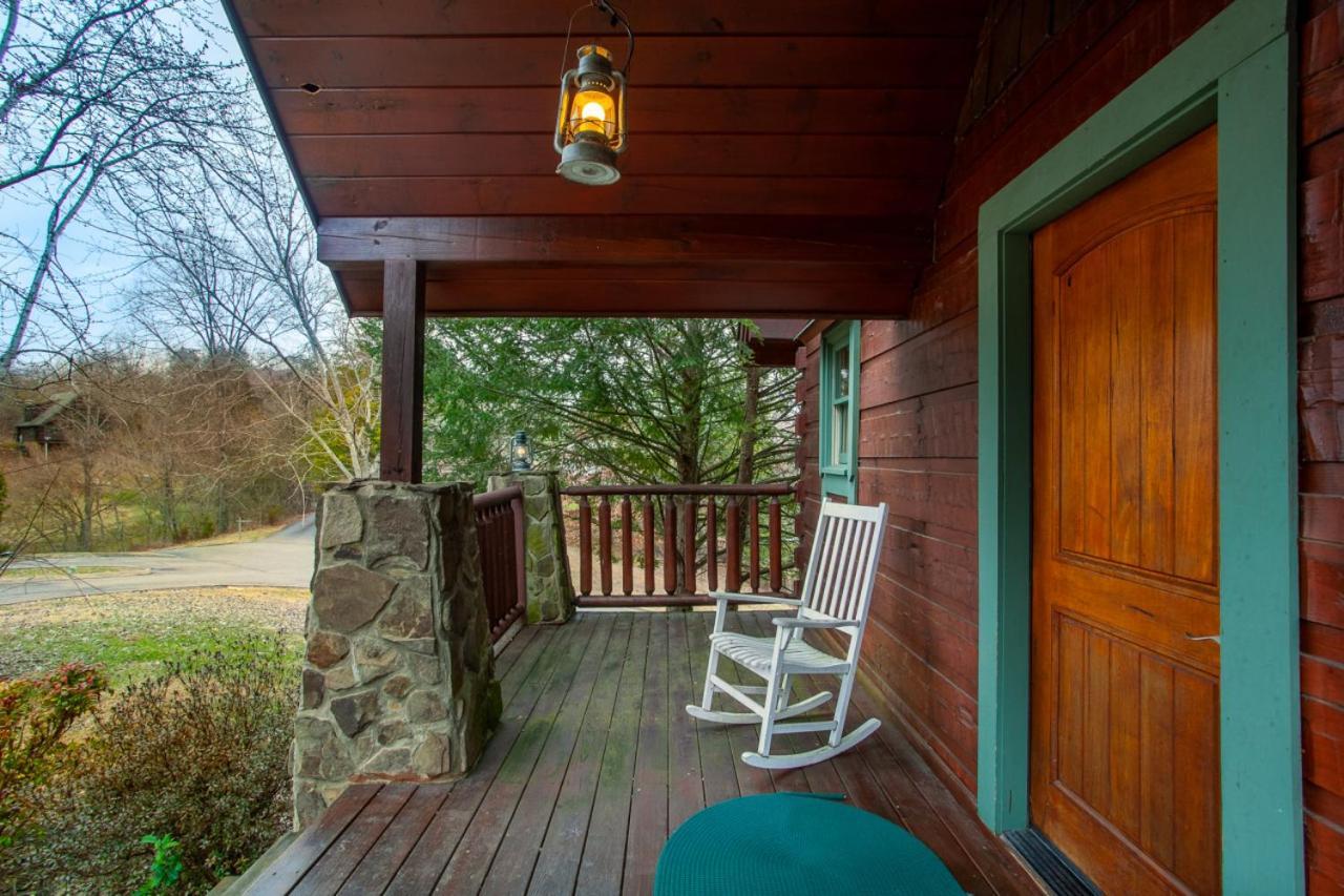 Home Sweet Hideaway Retreat Near Пиджен Фордж Екстериор снимка